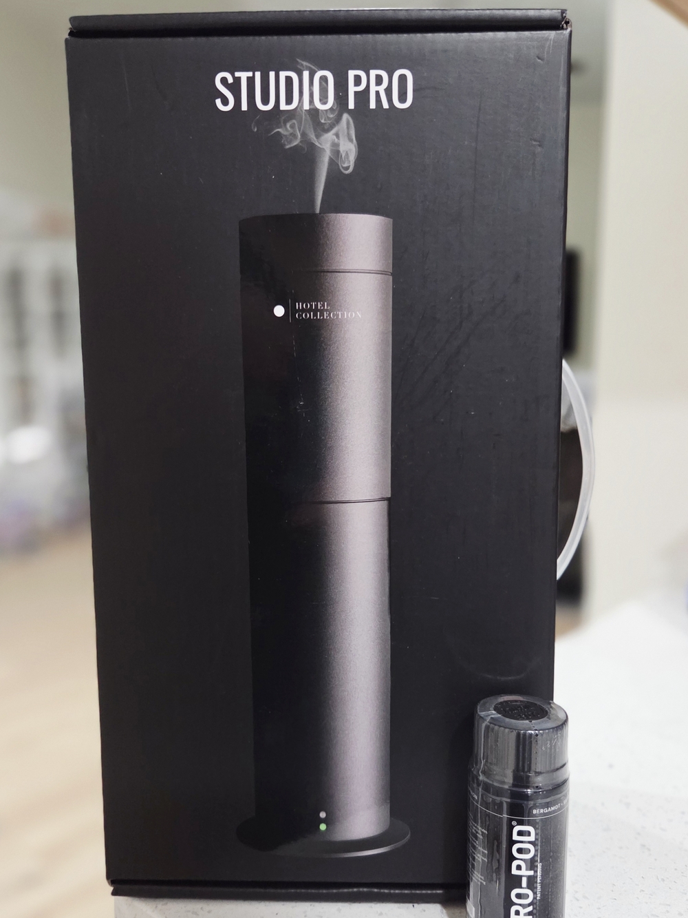 Studio Pro Hotel Collection Travel Diffuser in Matte Black